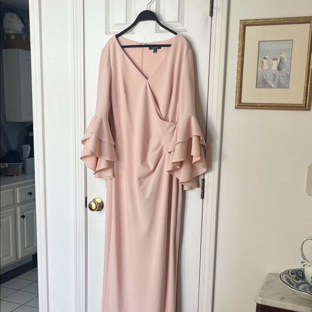 NWOT! Elegant Ralph Lauren Soft Pink Long Bell Sleeve Dress. Faux Wrap/Side Slit